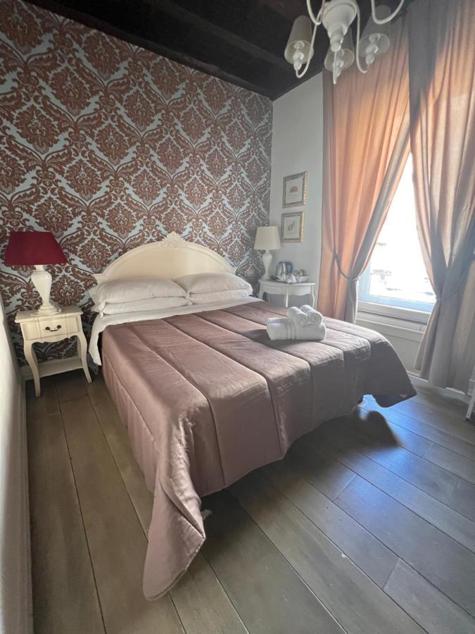 Piazzetta De' Monti Suites Rom Eksteriør billede